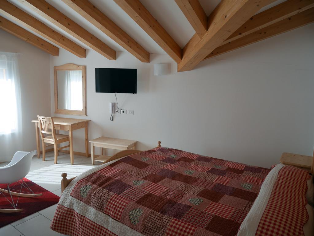 Hotel Elbele Garni Folgaria Extérieur photo